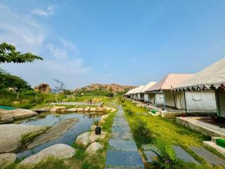 Murali Guesthouse Hampi - Hampi - 1