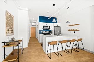 Modern Downtown Luxury Condo Enger Lofts 322 - Duluth - 9