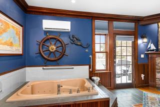 Lake Superior Suite Jacuzzi Sauna - Duluth - 8