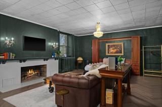 Speakeasy Luxury Lower Level Suite - Duluth - 5