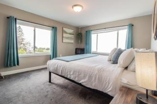 Lake Superior View Pet Friendly Bayview House - Duluth - 4
