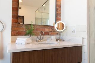 Luxury Residential Suite Duluth Press 203 - Duluth - 1