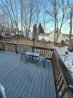 Lakeside Oasis 2 Two minutes to Lake Opechee - Laconia - 3