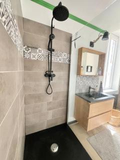 Chambre Notaire - Cosne-dʼAllier - 1