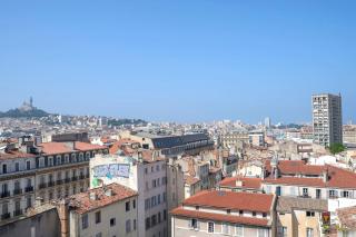 Cosy studio with terrace overlooking Marseille - 2