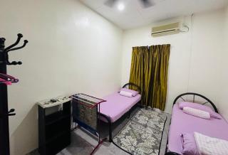 D Lu lu Homestay, great location, good spaces - Johor Bahru - 4