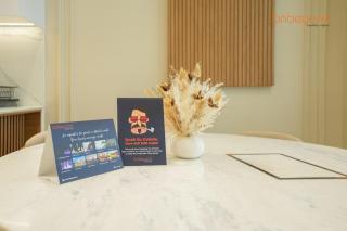 Bnbeyond's Chic Urban Retreat with Upscale 1BR - 8