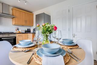 Modern 2BR with Parking EV Charger - Marston Moretaine - 5