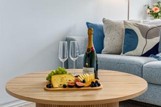 Modern 2BR with Parking EV Charger - Marston Moretaine - 2