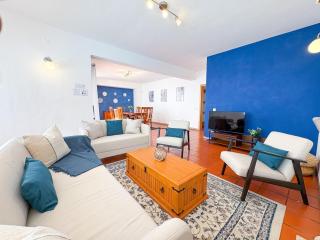Villa Mia - Peerless Bond - 5
