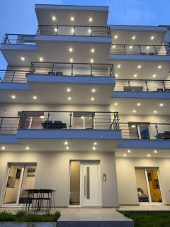 Luxury 2-Bedroom Apartament with Sea View and Jacuzzi - Villa Maria - Nea Kallikratia - 8