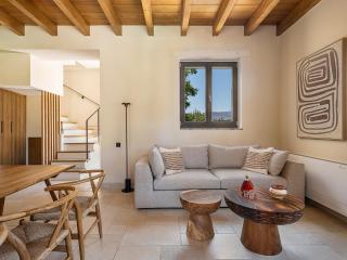 Armenaki Residence - 2