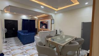 Comfy and luxurious furnished serviced apartment - Ibadan - 3