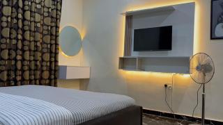 Comfy and luxurious furnished serviced apartment - Ibadan - 2