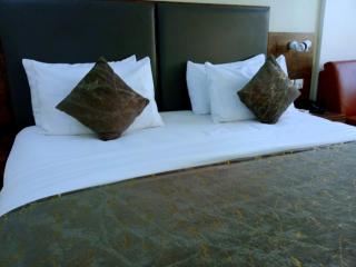 Five Clover Monastery Road - 4