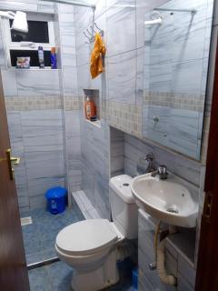 Luqman Apartments - Meru - 2