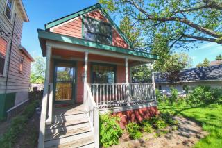 Sea Glass Cottage Near Beach Access Pet Friendly - Duluth - 6