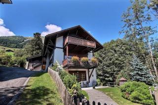 Luxurious Residential Complex with Wellness Centre - Chateau-d'Oex - 0