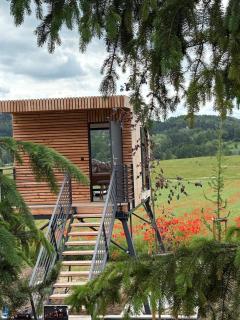 Luxusní chaty v Ráji & Romantický posed s výhledem na Trosky - 5