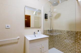 Clear Sky - 4BR Apartment - Vila Nova de Gaia - 1