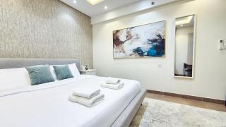 Spacious 3 Bedroom Apartment - 2