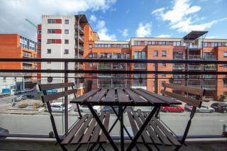 Exquisite and modern 2bed apartment in city centre - 5
