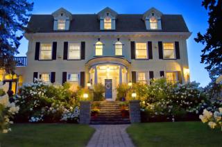 Historic 1200sqft Luxury Ballroom Suite - Duluth - 4