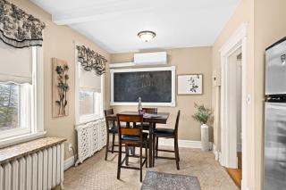 Historic 1200sqft Luxury Ballroom Suite - Duluth - 2