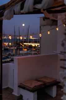 Seaside Grey Pearl Villa - Piraeus - 8