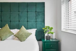 Esmerelda - Sleeps 8 - Contractors - Free Parking - Bristol - 6