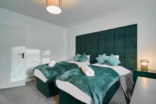 Esmerelda - Sleeps 8 - Contractors - Free Parking - Bristol - 2