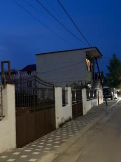 Room with garden view - Kamëz - 5