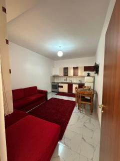Holidays Apartament Pogradec - 1