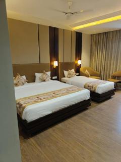 Hotel Raghukul Grand - Jāmb - 5