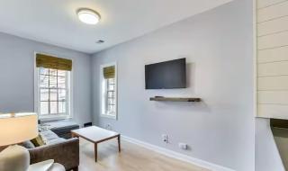 Cozy Coach House with Private Deck - Chicago - 0