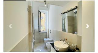 Easy Room italy Balcony Grand Apartments - 5