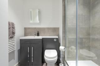 Thornhill House Serviced Apartments - Wakefield - 8