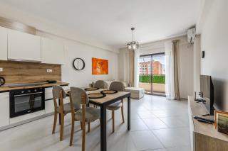 Ivory Rose Apartment - Valona - 8