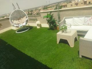 Fully air-conditioned hotel apartment in front of Al Rehab - 4