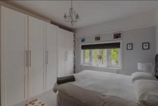 Comphy homes - Rainham - 0
