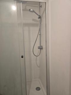 Comphy homes - Rainham - 4