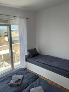 Luxury apartment on the 10th floor with two balconies - Durrës - 6