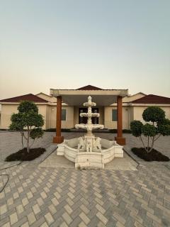 Shreehans Farms in Noida top covered Pool Lawn - Greater Noida - 9