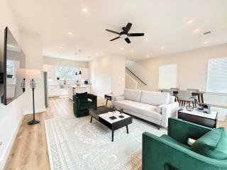 Northside Retreat - Chic 3 BDR Pet Friendly - Houston - 0