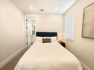 Northside Retreat - Chic 3 BDR Pet Friendly - Houston - 1