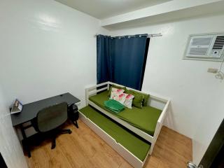 2BR w Balcony in Araneta, Cubao w Pool and Gym - Porto Vita - Manila - 7
