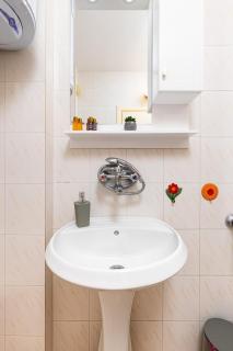 Spacious 2BR Apt Kremena 10 minutes walk to Center - Plovdiv - 6