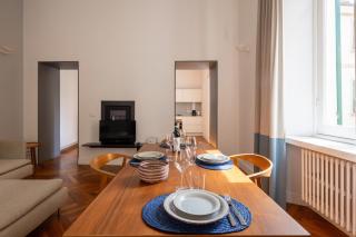 "Mirabello Apartment", 2 camere AC, 2 bagni, Area Pedonale nel Centro Storico, montacarichi per valigie, Garage Privato a 600mt, city life - 8