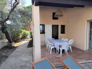 Grande villa, à deux pas de la plage, pinède et du grand Village de Noël - 1