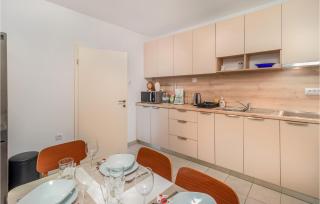 5 Bedroom Stunning Home In Ika - Ika - 6